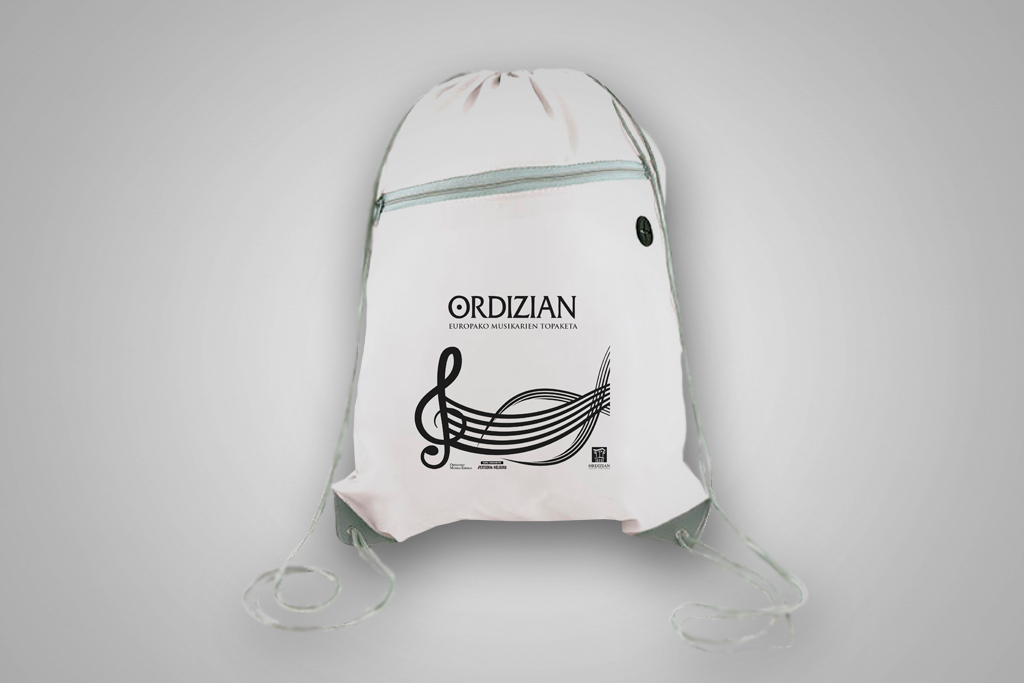 musika topaketa mochila