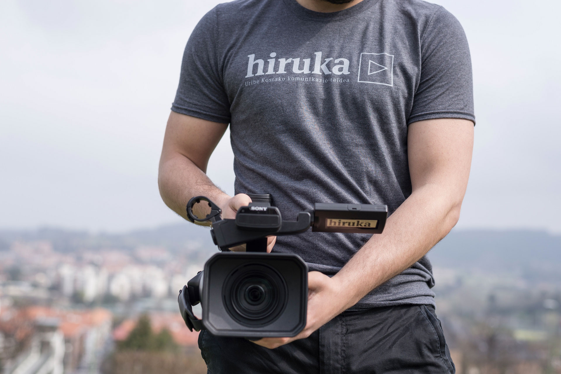 HIRUKA app | creación de app para agenda y noticias de Uribe Kosta