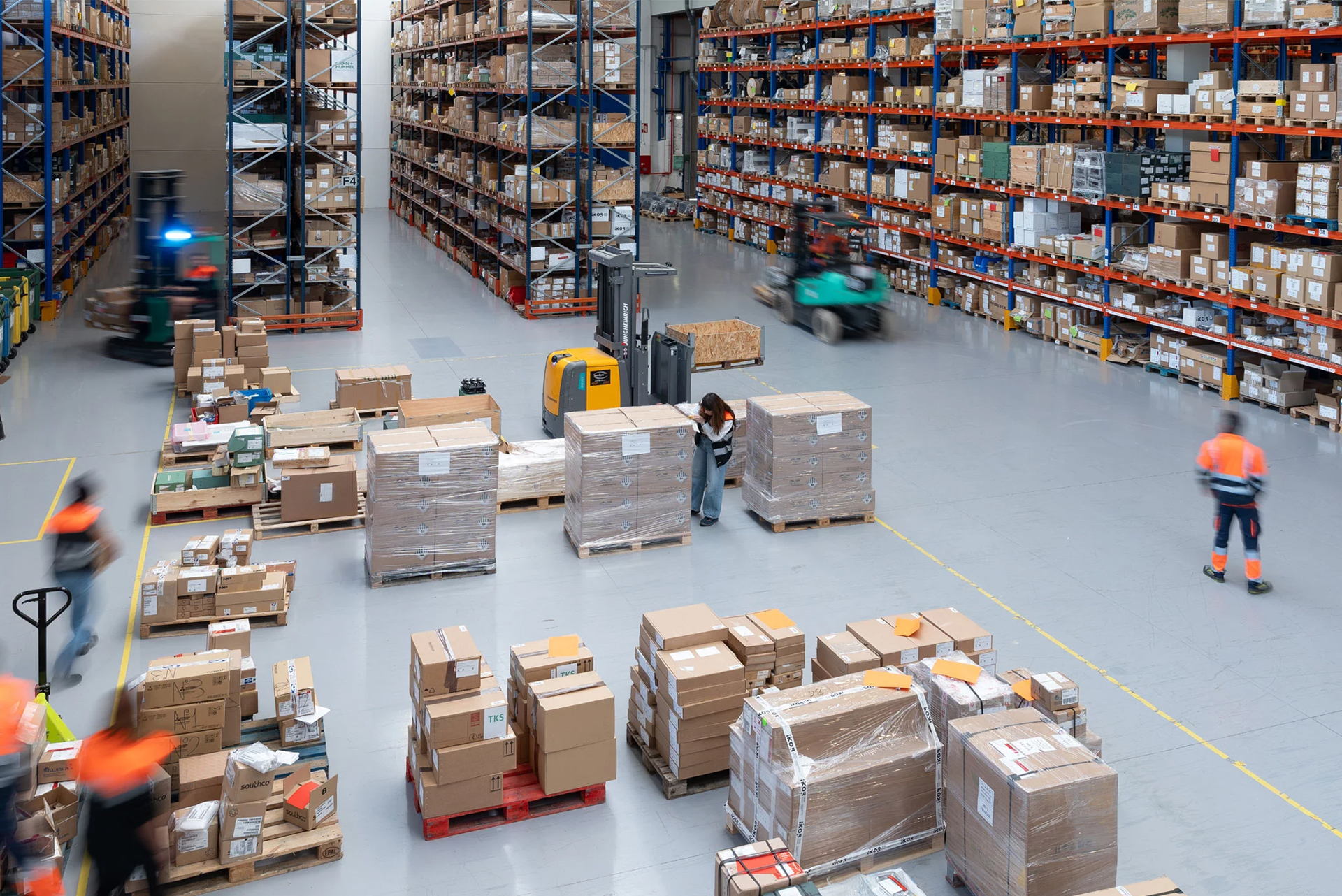 Gaur Logistika | web diseinua eta ux/ui garapena Figma-n | Goierri (Gipuzkoa)