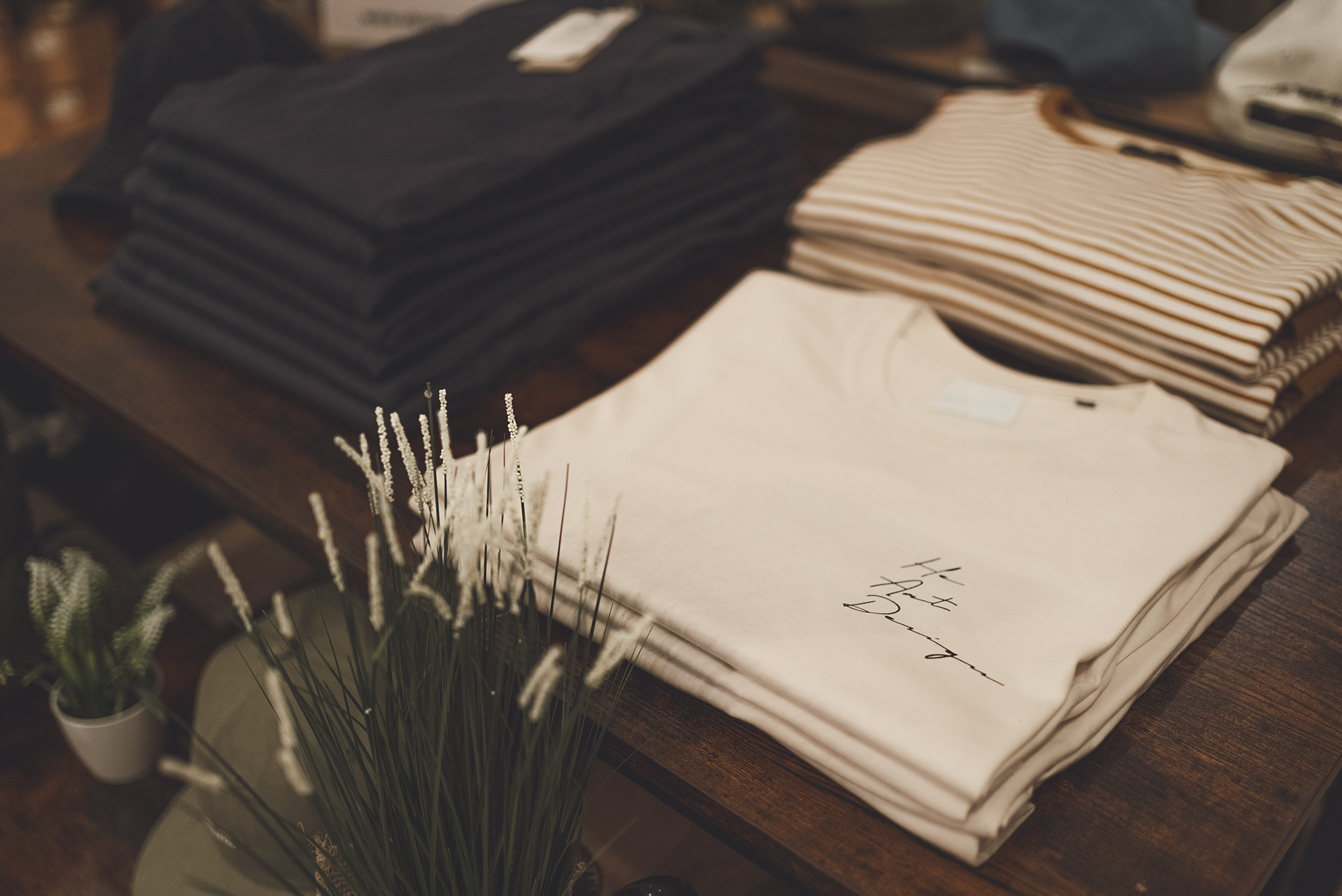 Uriba Shop | Web diseinua eta arropa dendarako argazki saioa | Ordizia (Gipuzkoa)